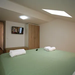 apartment-beljan.hotels-in-trogir.com/